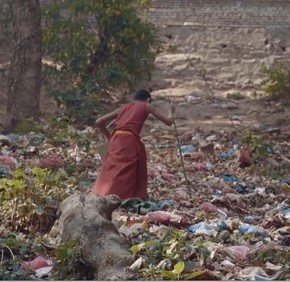 Waste Mandala, una storia di plastica e speranza
