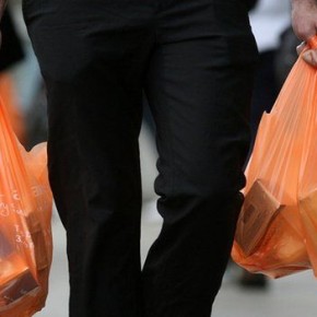 “Plastic bag free day” continua la lotta agli shoppers monouso
