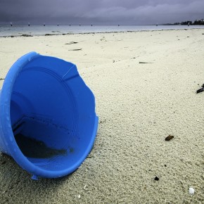 In Toscana la prima esperienza di "fishing for litter", i pescatori potranno raccogliere le plastiche in mare