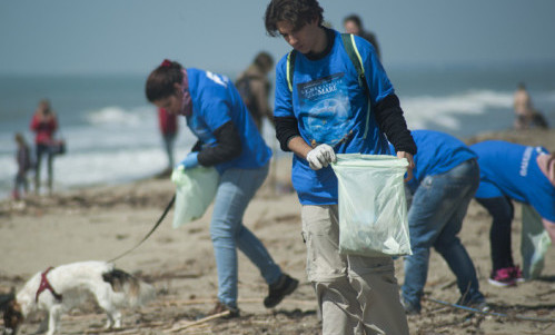 Clean Torvajanica Beach: è lazione organizzata da Marevivo in occasione della campagna LCUE 2018.