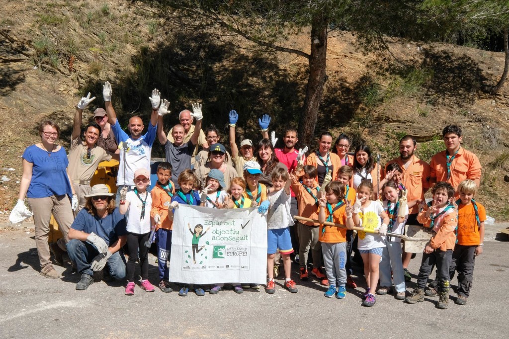 Azione di Clean Up di sabato 12 maggio 2018, svolta nell'Ajuntament Sant Boi in Spagna